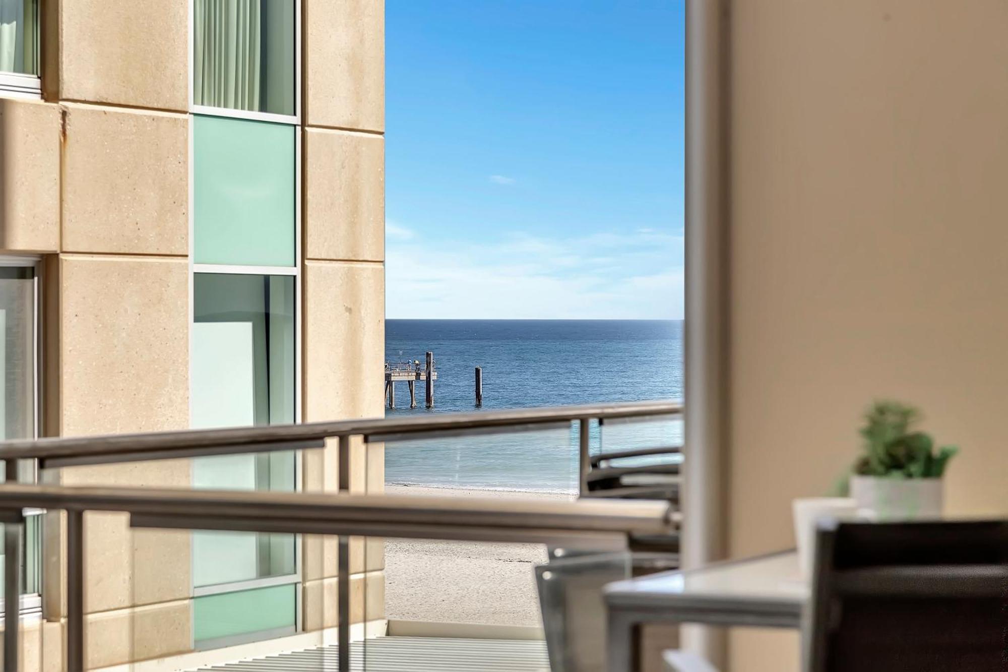 Pier 108 Glenelg Lejlighed Eksteriør billede